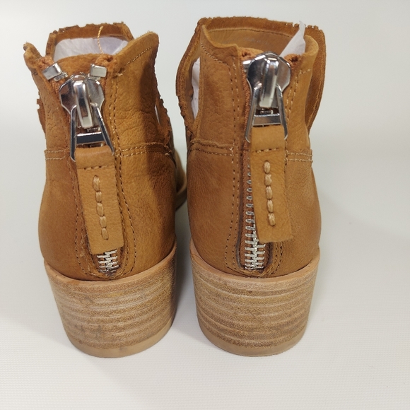 Dolce Vita Chunky Suede Ankle Boots, Size 7.5/ 38 - Picture 5 of 9